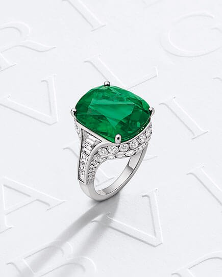 Emerald Ode ring