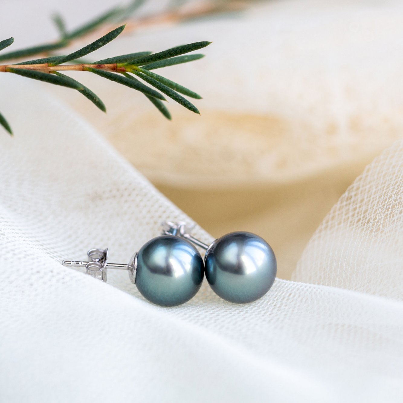 Nymphea Collection Blue Tahitian Pearl Earrings